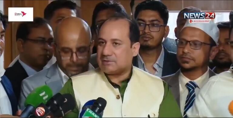 پاکستانی گلوکار راحت فتح علی خان میوزک نائٹ کیلے بنگلہ دیش پہنچ گئے