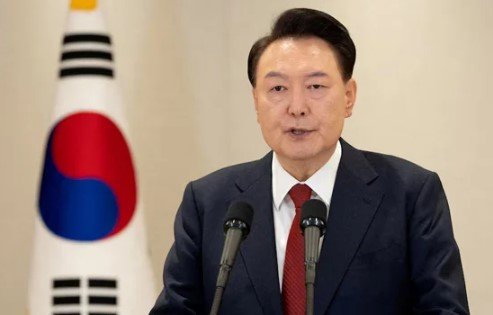 جنوبی کوریا: سابق صدر یون سک یول کے خلاف وارنٹ گرفتاری دائر