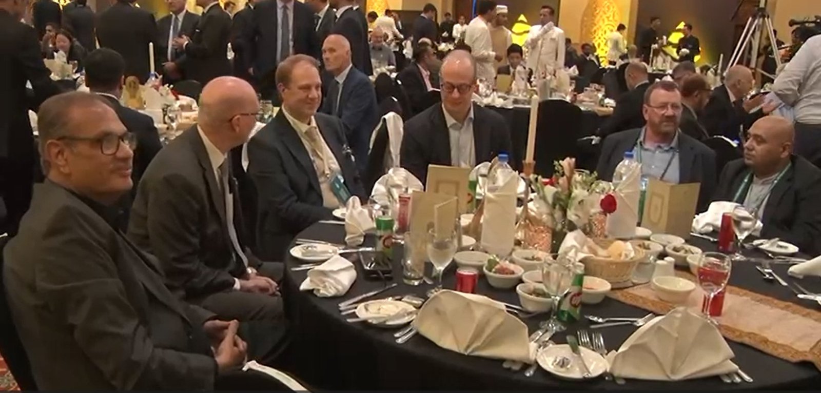 پاکستان منرلز انویسٹمنٹ فورم 2025: وزارتِ پیٹرولیم کا مہمانوں کے اعزاز میں عشائیہ