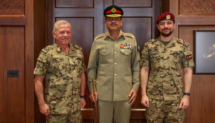 آرمی چیف کی ملاقات، اردن کے شاہ عبداللہ کا دو طرفہ دفاعی تعاون کو مزید فروغ دینے کی خواہش کا اظہار