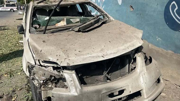 بلوچستان میں دہشت گردوں کا ڈپٹی کمشنر کیچ کی گاڑی پر حملہ، 8 افراد زخمی