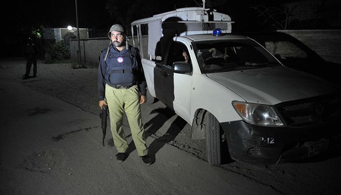 ڈی آئی خان: پولیس ٹریننگ اسکول پر حملہ کرنے والے 5 دہشتگرد ہلاک، مقابلے میں 7 اہلکار شہید