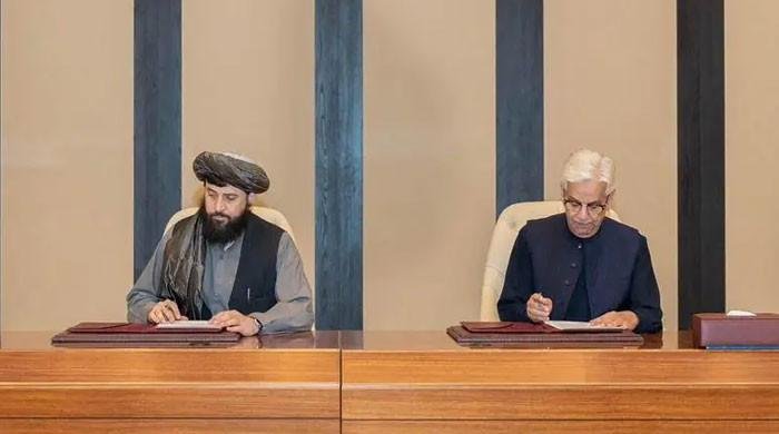 پاک افغان مذاکرات کی آخری کوشش جاری، افغان وفد کے مؤقف میں بار بار تبدیلی مذاکرات نتیجہ خیز بنانے میں بڑی رکاوٹ