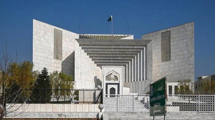 ٹی ایل پی پرپابندی کیلئے سپریم کورٹ میں ریفرنس دائر نہ کرنےکافیصلہ