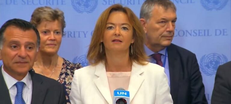 سلووینیا کا مطالبہ: یورپ اسرائیل پر پابندیاں لگانے کی کارروائی شروع کرے سلووینیا کا مطالبہ: یورپ اسرائیل پر پابندیاں لگانے کی کارروائی شروع کرے