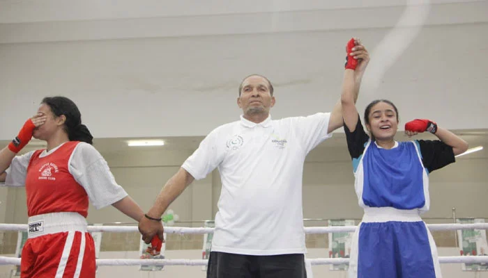 پرائم منسٹر ٹیلنٹ ہنٹ باکسنگ چیمپئن شپ: سندھ کی گرلز اور بوائز ٹیموں نے میدان مار لیا پرائم منسٹر ٹیلنٹ ہنٹ باکسنگ چیمپئن شپ