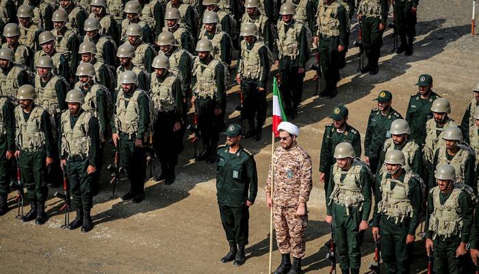 ایرانی پاسداران انقلاب نے حزب اللہ کے کمانڈر کی ہلاکت کا جواب دینے کا عندیہ دے دیا