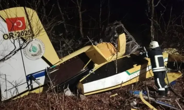 کروشیا میں ترک محکمہ جنگلات کا طیارہ گرکر تباہ، پائلٹ جاں بحق — ملبہ مل گیا