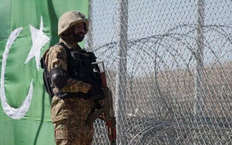 خیبرپختونخوا میں سیکیورٹی فورسز کی کارروائیاں،7 دہشت گرد ہلاک