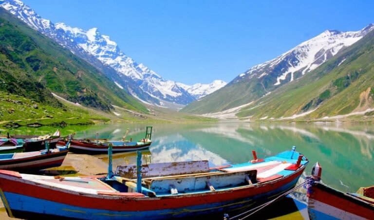 خیبرپختونخوا میں سیاحت سے وابستہ تمام اداروں کےلیے ڈیجیٹل لائسنس لازمی قرار