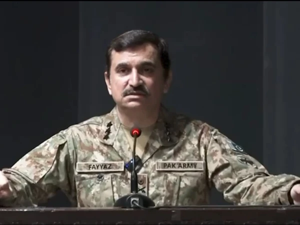 information-technology-it-laptop-iphone-tablet-wor1766218794-0-600x450