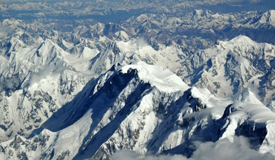 دنیا بھر میں آج عالمی دنِ پہاڑ منایا جا رہا ہے