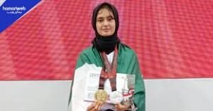 وزیر اعلیٰ پنجاب کی ہدایت پر 14 سالہ تائیکوانڈو اسٹار عائشہ ایاز کو 3 لاکھ روپے کا انعام