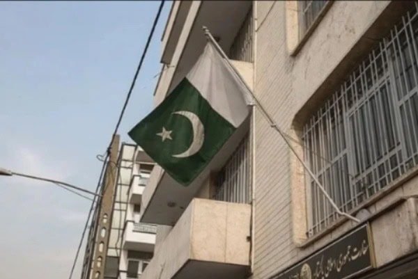 Bombing near Pakistani embassy in Tehran, all staff safe