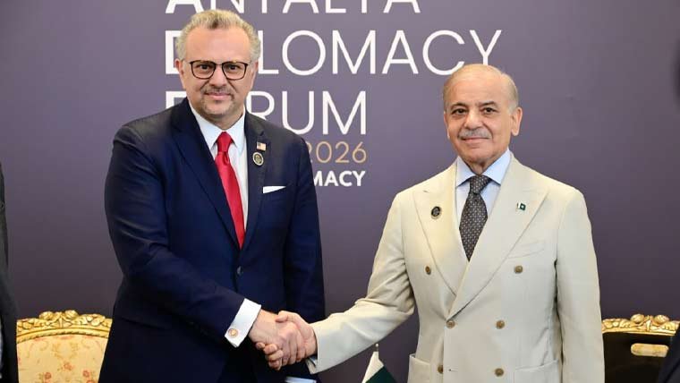 امریکی صدر کے مشیر برائے عرب و افریقی امور کی شہباز شریف سے ملاقات، دوطرفہ تعلقات پر گفتگو