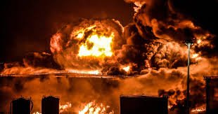 Fire at Jubail oil facility, claim to have foiled missile attack; Saudi officials' statement revealed