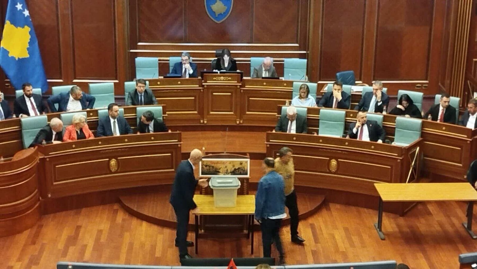 Political crisis in Kosovo: Parliament fails to elect president, new general elections likely
