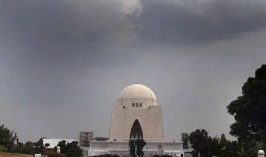 کراچی میں بارش کا 41 سالہ ریکارڈ ٹوٹ گیا