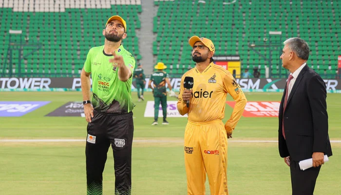 PSL 11 Final: Peshawar Zalmi wins the toss and decides to bowl first, Gaddafi Stadium is packed