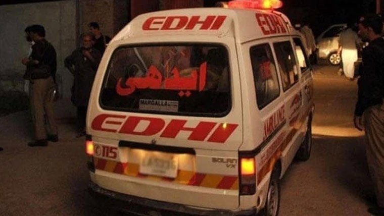 لاڑکانہ: مسلح افراد کی گھر میں گھس کر فائرنگ، 2 خواتین سمیت 4 افراد قتل