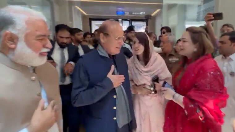 صدر(ن) لیگ نواز شریف ایک روزہ دورے پر گلگت بلتستان پہنچ گئے