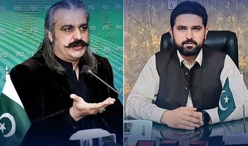 خیبر پختونخوا کے موجودہ اور سابق وزرائے اعلیٰ آمنے سامنے آگئے