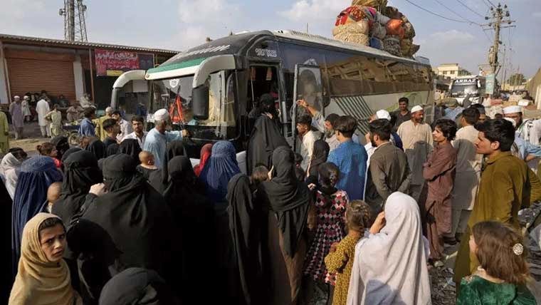 پنجاب سے 35 ہزار 719 غیر ملکی باشندے ڈی پورٹ