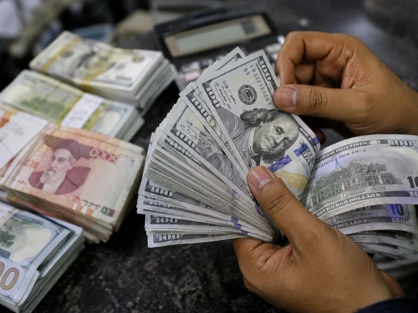 اوورسیز پاکستانیوں سے جون میں 3.5 ارب ڈالر کی ترسیلات زر موصول، سالانہ بنیاد پر 2فیصد اضافہ