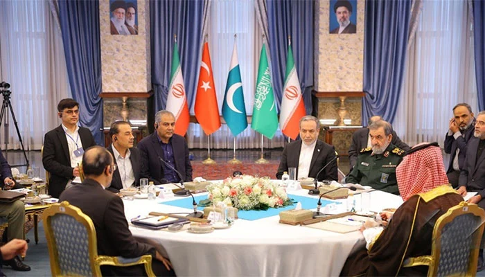 تہران میں پاکستان، سعودی عرب اور ترکیہ کے حکام کی ایرانی صدر سے ملاقات