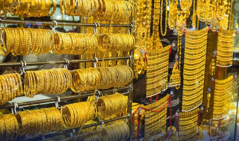 ایک دن کے وقفے کے بعد سونے کی قیمت میں پھر بڑا اضافہ
